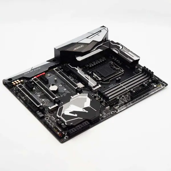 Gigabyten GA-Z370 Aorus Gaming 7 -emolevy