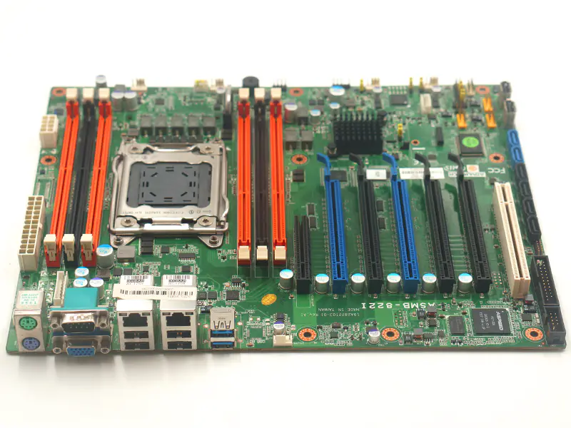 Advantech ASMB-822I teollisuusemolevy DDR3
