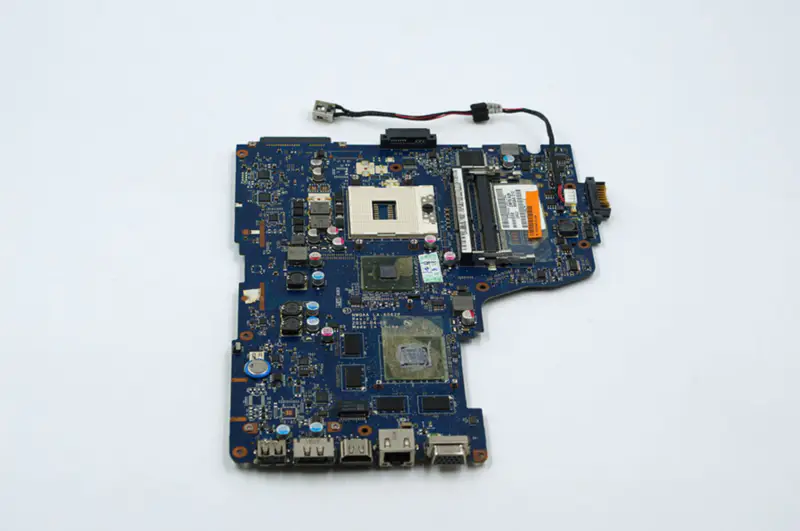 Toshiba A660 A665 NWQAA LA-6062P emolevy