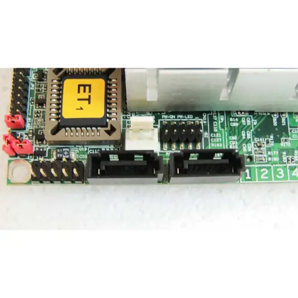 Ade-2100 Industrial Control emolevy, jossa on 1gb muistia High-end sulautettu emolevy 3.5