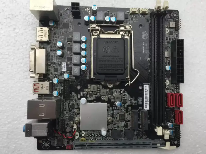 ECS B360H4-MI Emolevy B360 piirisarja Mini-ITX