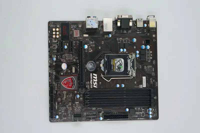 MSI B85M Night ELF -emolevy LGA 1150 /6GB M-ATX-emolevy (6GB)