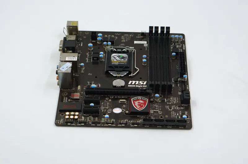 MSI B85M Night ELF -emolevy LGA 1150 /6GB M-ATX-emolevy (6GB)