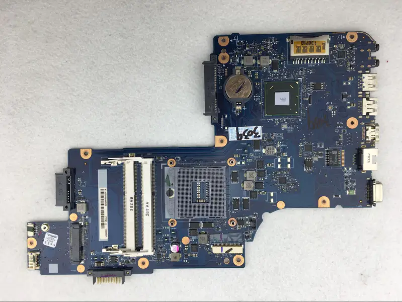 Toshiba C50 H000061920 emolevy