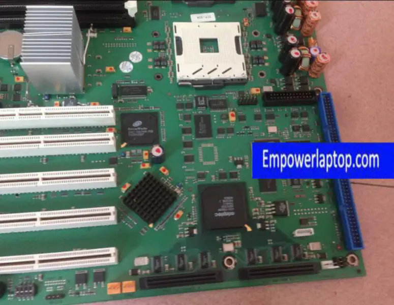Fujitsu Siemens D1419-A12 W26361-W58-X-03 TX200S2-palvelimen emolevy W26361-W58-X-03