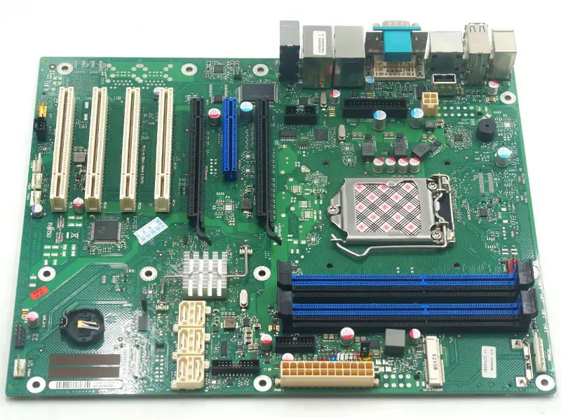 Fujitsu Siemens D3236-S13 GS3 W26361-W3352-X-04 -emolevy D3236-S13 GS3 W26361-W3352-X-04