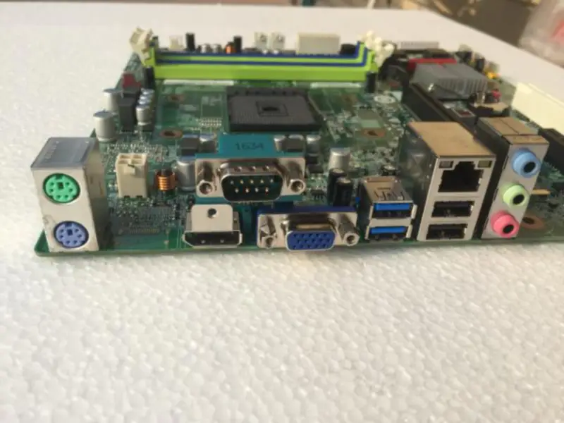 Lenovo M79 A78M D3F3-LM2 V:1.0 pöytätietokoneen emolevy