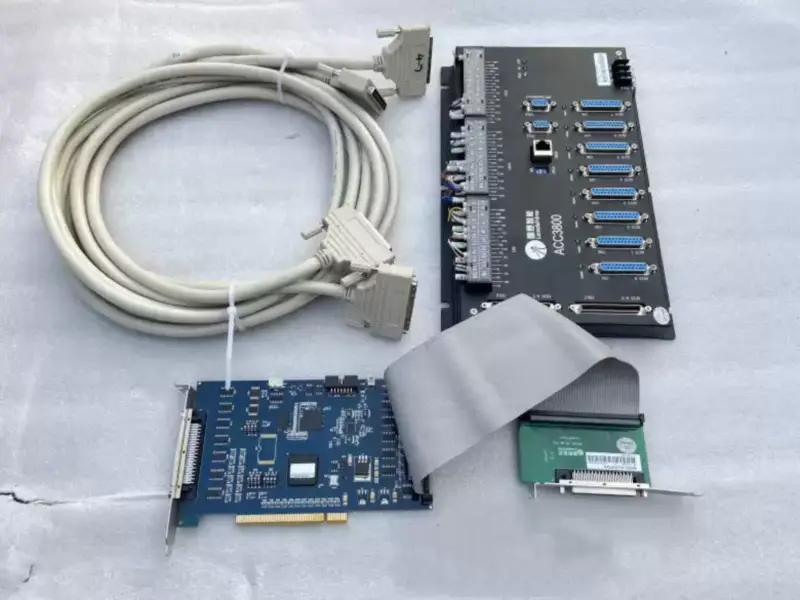 Leadshine DMC3800 Montion Control -kortti ja ACC3800-johdotusliitäntäkortti