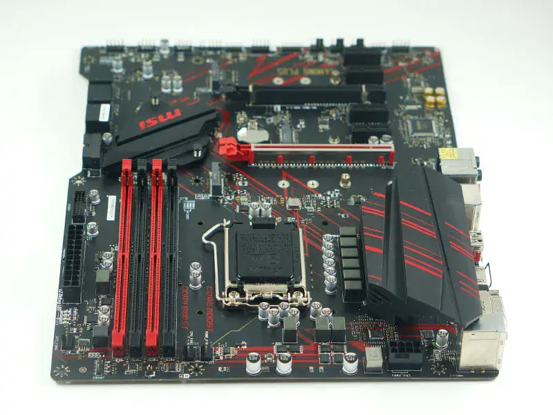 MSI MPG Z390 GAMING Plus -emolevy (MSI MPG Z390 GAMING Plus)