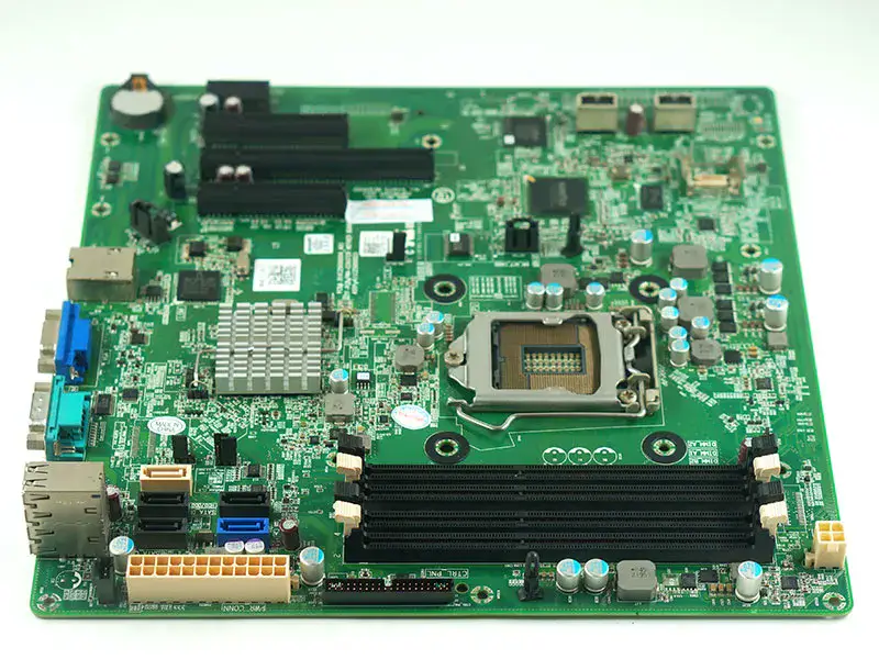 DELL PowerEdge T110 II -emolevy PM2CW W6TWP 2TW3W 15TH9