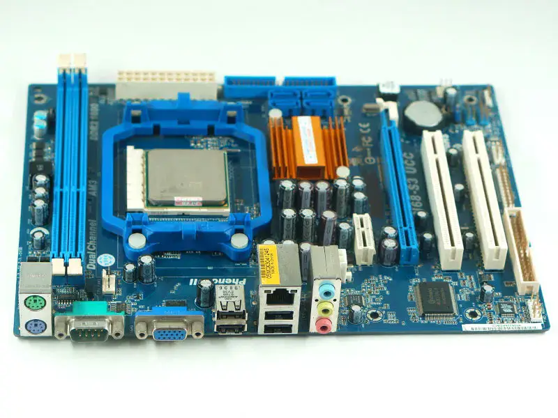 Asrock Asrock AM3 integroitu pieni N68-S3 UCC -emolevy