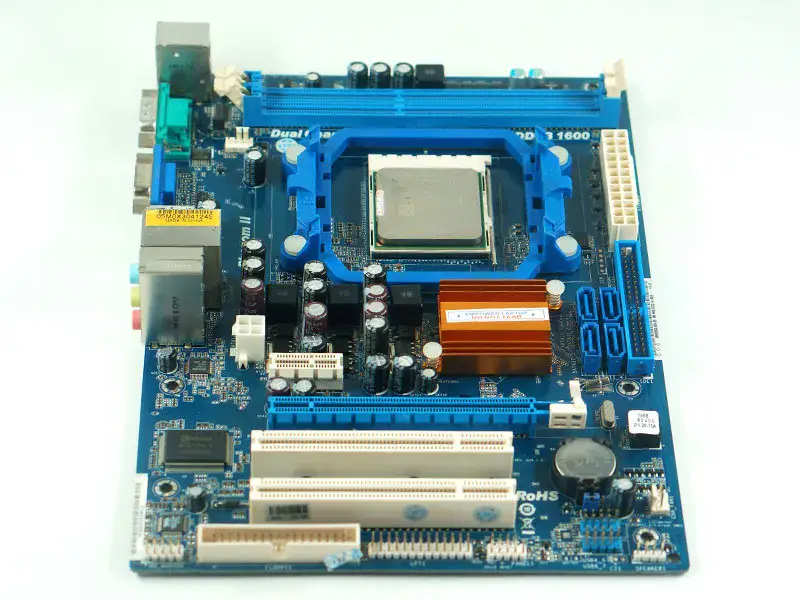 Asrock Asrock AM3 integroitu pieni N68-S3 UCC -emolevy