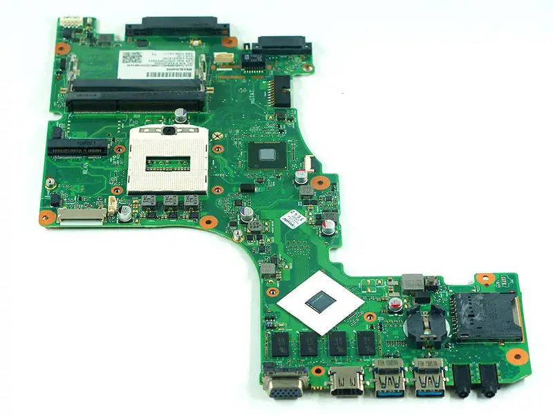 Toshiban emolevy L50T-A V000318130