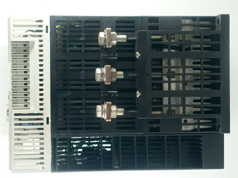SIEMENS 3RW4443-6BC44 pehmokäynnistin