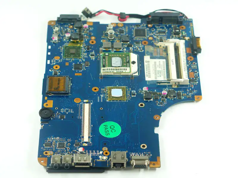 Toshiba Satellite 17'' L500D L505D NSWAE LA-5332P K000093250 Emolevy