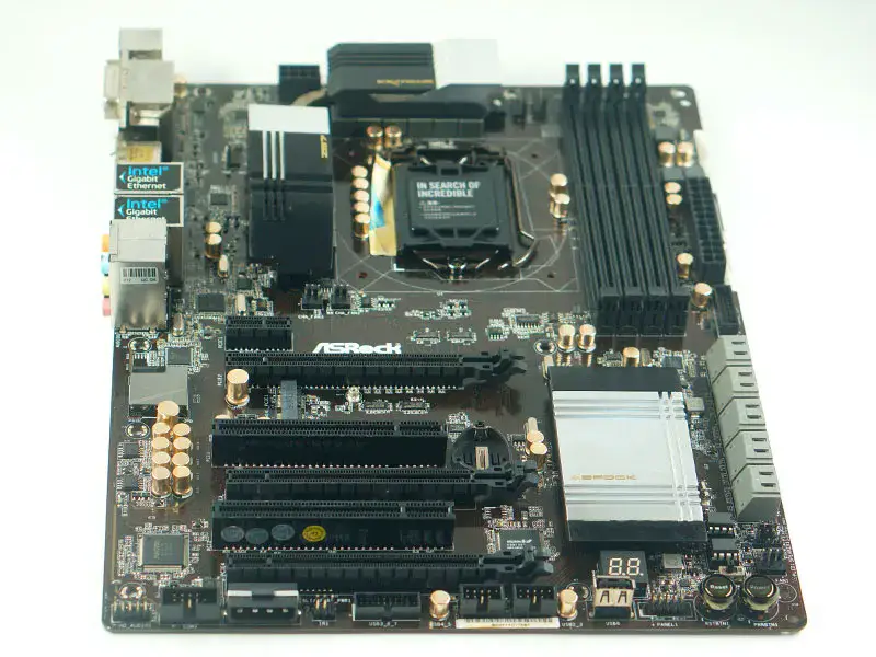 ASROCK Z87 Extreme6 LGA 1150 DDR3-emolevy ASROCK Z87 Extreme6 LGA 1150 DDR3-emolevy
