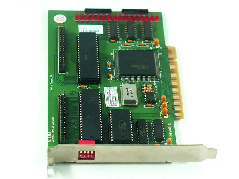 NI PCI-8255 DAQ-kortti