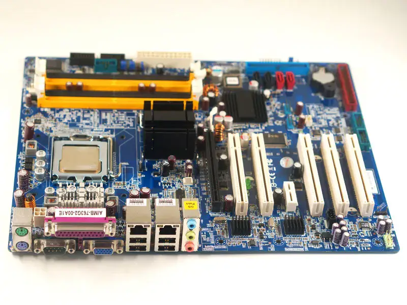 Advantech AIMB-763G2 -emolevy