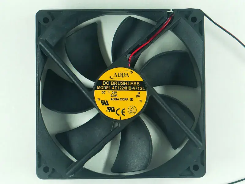 ADDA AD1224HB-A71GL tuuletin