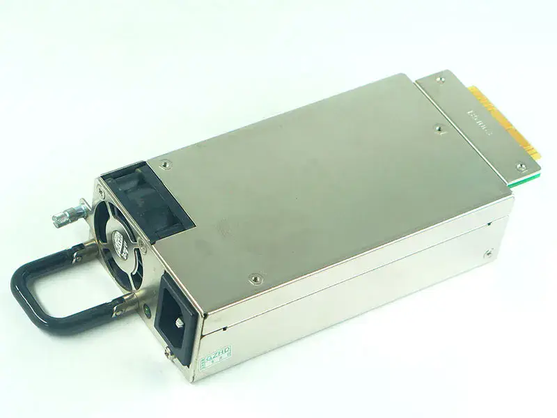 Zippy Emacs P1S-2400V-R Virtalähde
