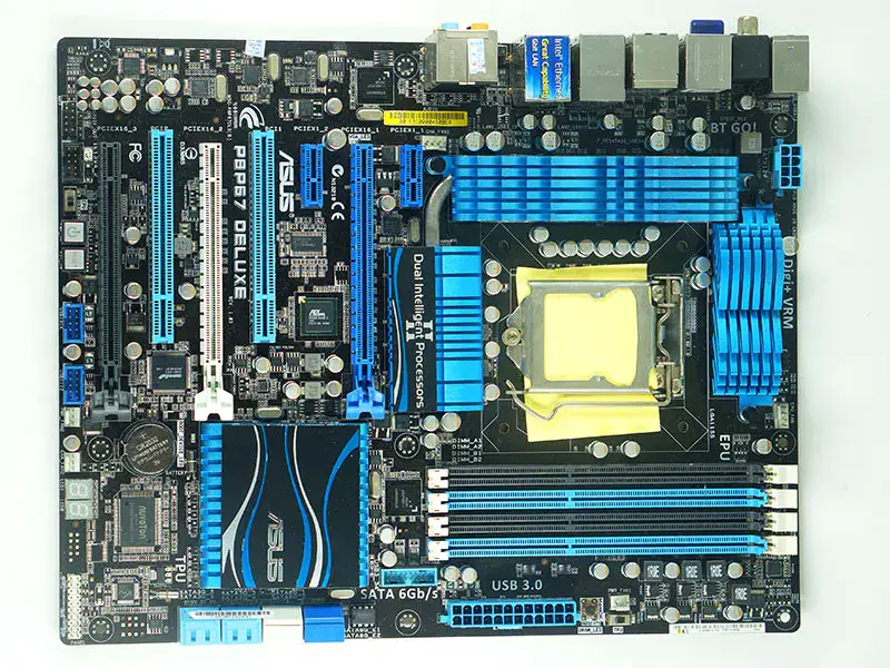 Asus P8P67 DELUXE LGA1155 P67-emolevy Asus P8P67 DELUXE LGA1155 P67-emolevy