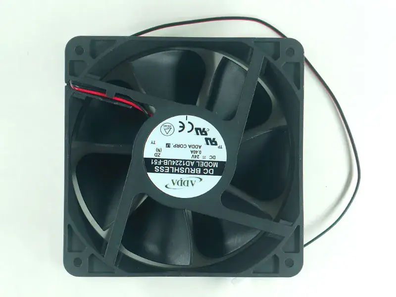 ADDA AD1224UB-F51 tuuletin