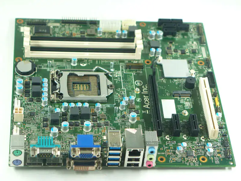 Acer MIQ17L-Hulk MIQ17L-Hulk ATX-emolevy