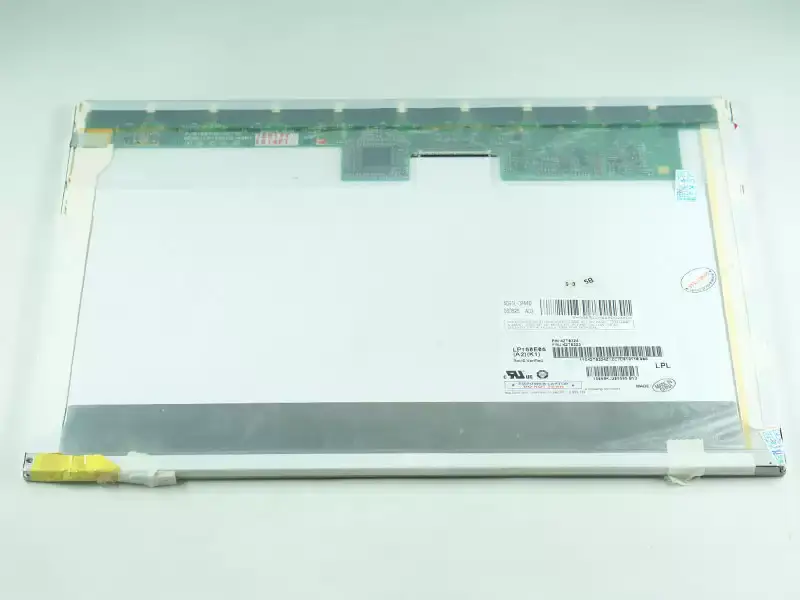 LG LP150E07 TLB2 näyttö