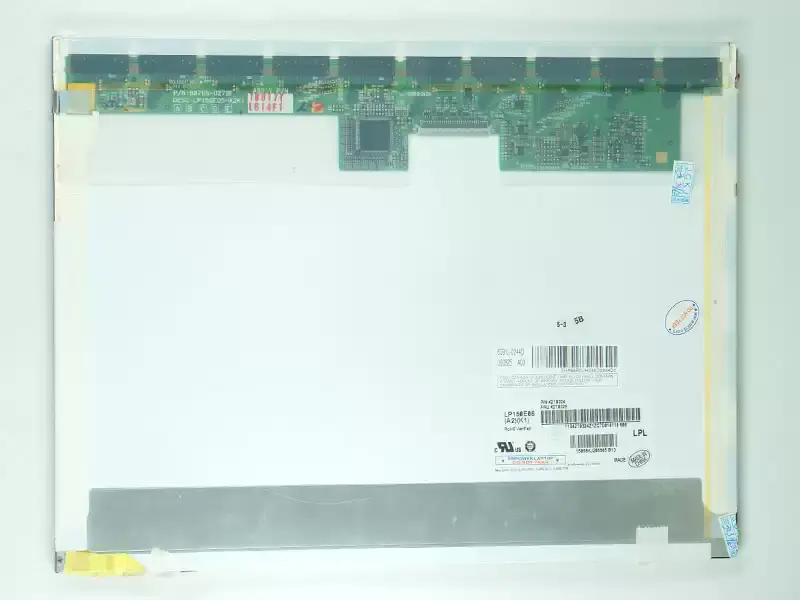 LG LP150E07 TLB2 näyttö