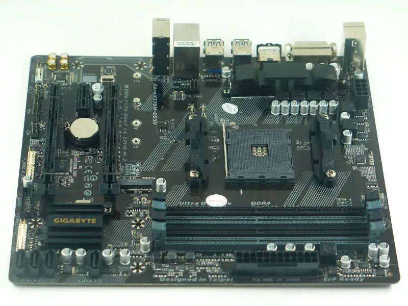 GIGABYTE GA-AX370M-DS3H -emolevy