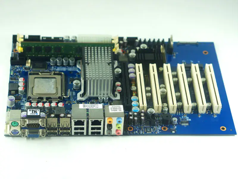 Kontron KT965/ATXP -emolevy