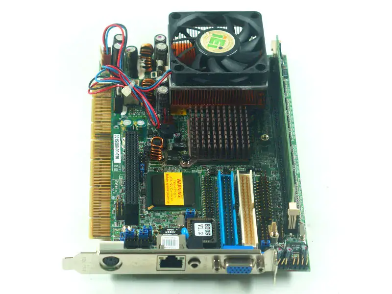 IEI PSB-4710MEV teollisuusemolevy