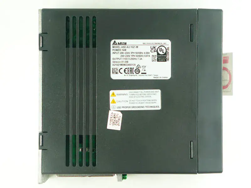 Delta-servomoottori ECMA-C11010RS ASD-A2-1021-M