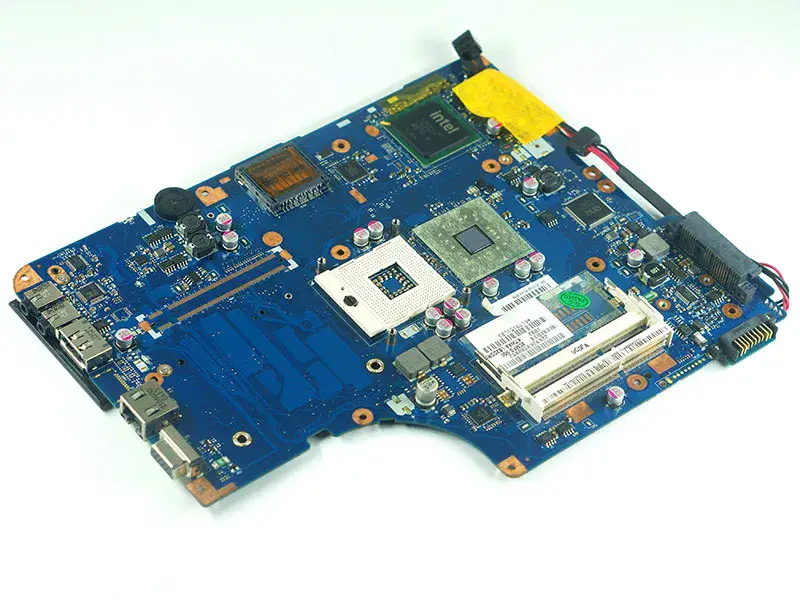 Toshiba K000092150 L500 L555 emolevy