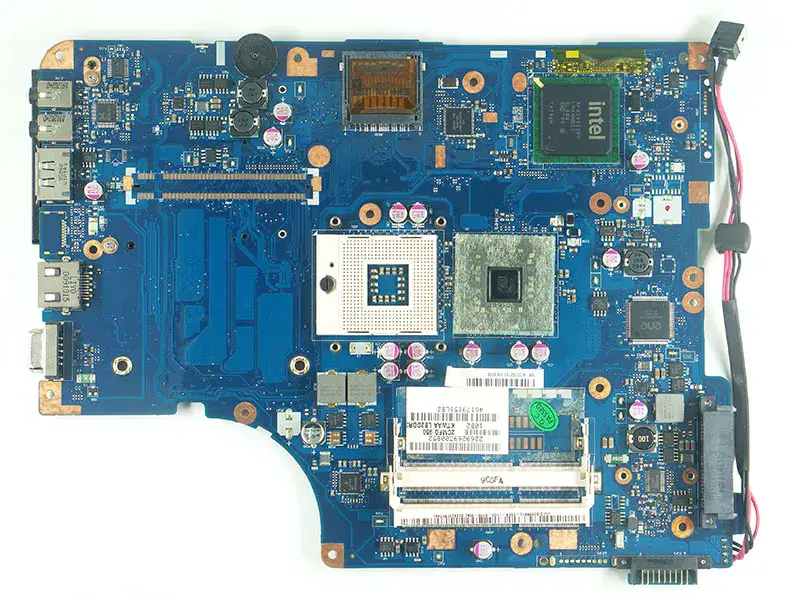 Toshiba K000092150 L500 L555 emolevy