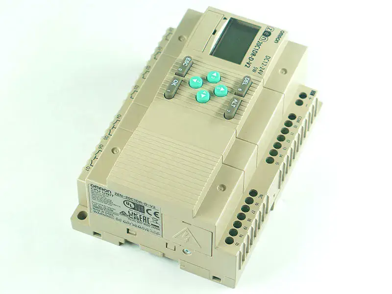 Omron ZEN-20C1DR-D-V2 PLC-moduuli