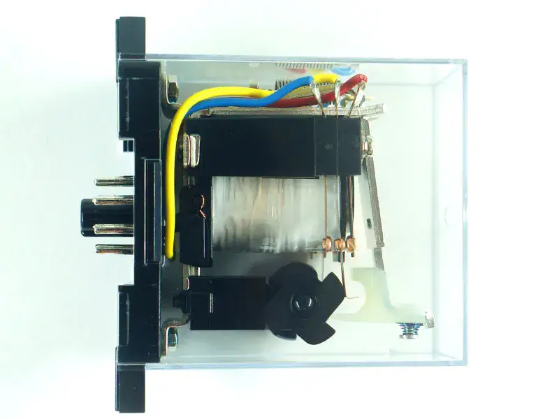 Omronin rele G4Q-212S DC24V DC24V