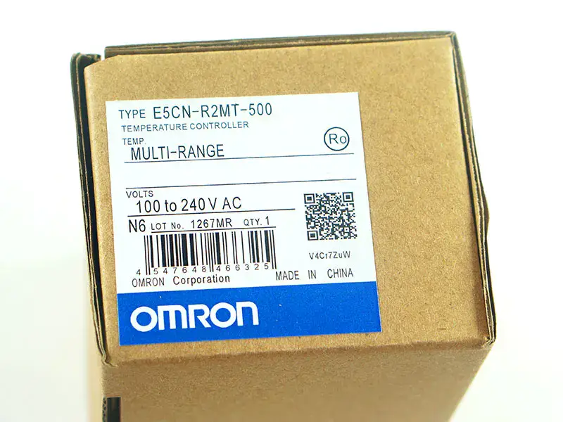OMRON E5CN-R2MT-500 termostaatti