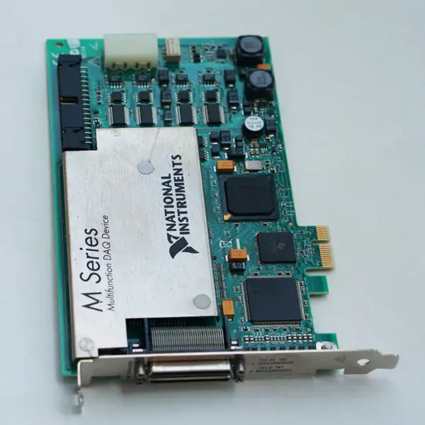 NI PCIe-6259 DAQ-kortti