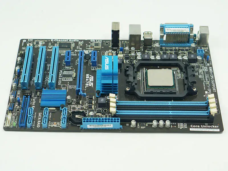 Asus M5A78L emolevy 760G AM3+ ATX
