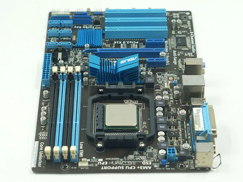 Asus M5A78L emolevy 760G AM3+ ATX