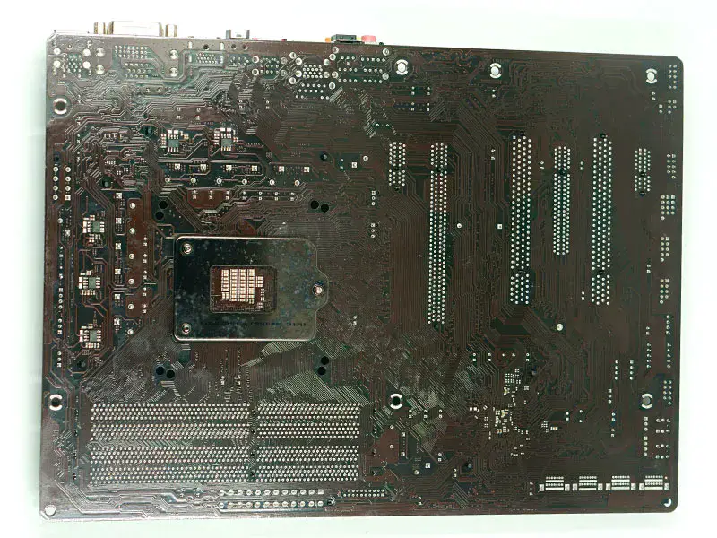 Asrock Z77 Extreme4 -emolevy