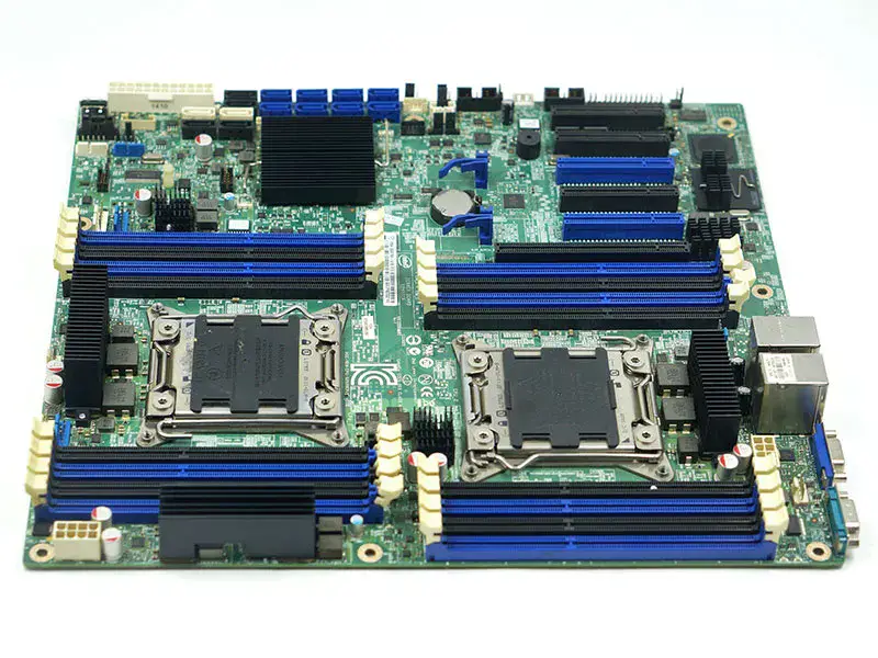 Intel S2600CP X79 -palvelinemolevy LGA2011 (Intel S2600CP X79)