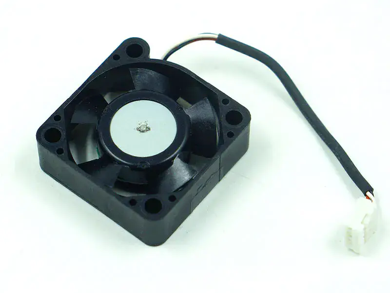 NMB-MAT 1204KL-04W-B59 Tuuletin
