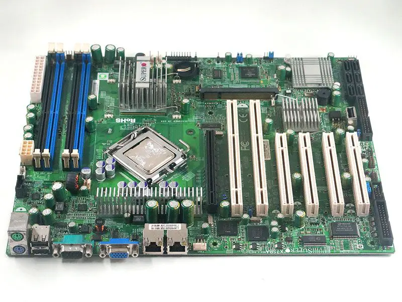 SuperMicro X7SBA -emolevy