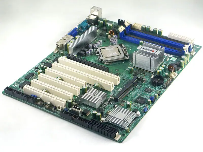 SuperMicro X7SBA -emolevy