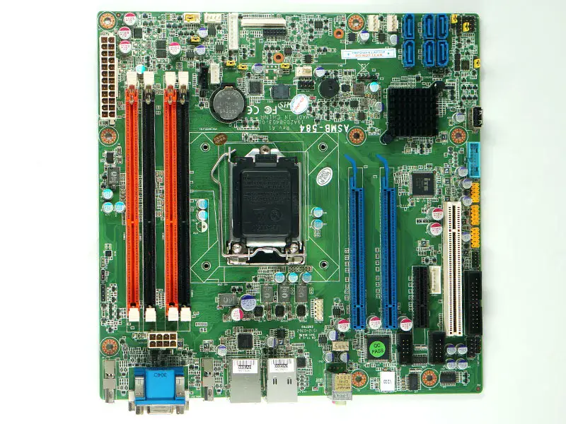 Advantech ASMB-584 REV.A1 ASMB-584G2 19A2058403-01 Emolevy 19A2058403-01