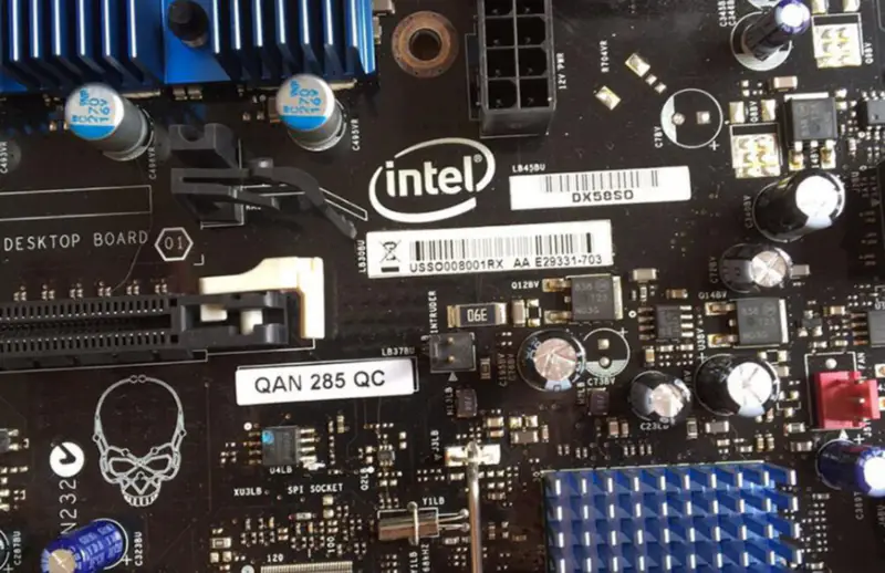 Intel DX58SO -emolevy