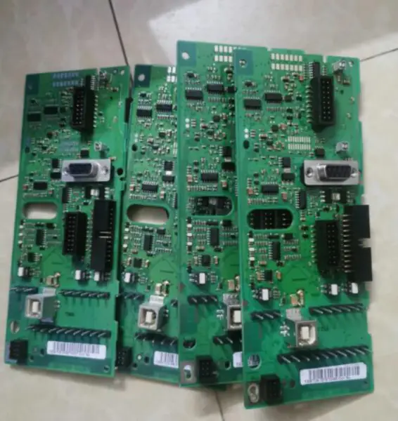 Danfossin taajuusmuuttaja FC302-sarjan CPU-ohjaus emolevy 130B7204 130B7129 130B7715 AT/07