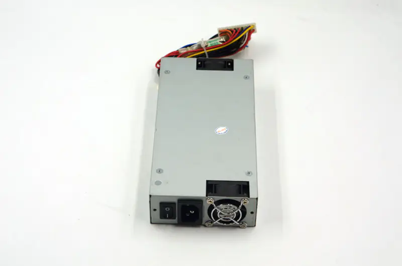 FSP FSP250-601U 250W AT 1U -virtalähde